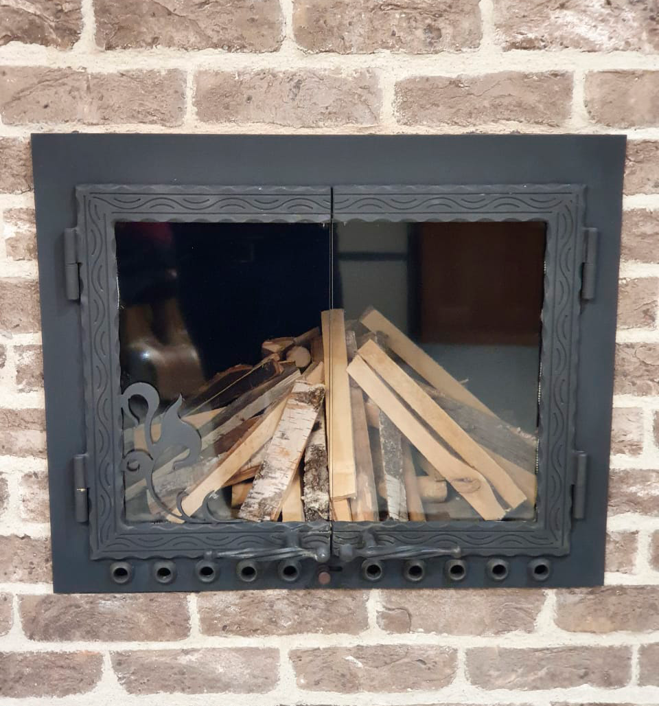 Каминная дверь 600×600 мм с обдувом фото в Екатеринбурге