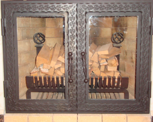 Каминная дверь с покрытием под бронзу фото в Екатеринбурге